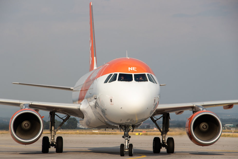 easyjet.jpg (464.95 KiB) 2190 mal betrachtet easyjet.jpg