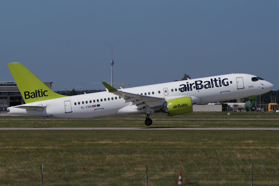 DSC06625.jpg (456.09 KiB) 2034 mal betrachtet YL-CSN A220-300 Air Baltic