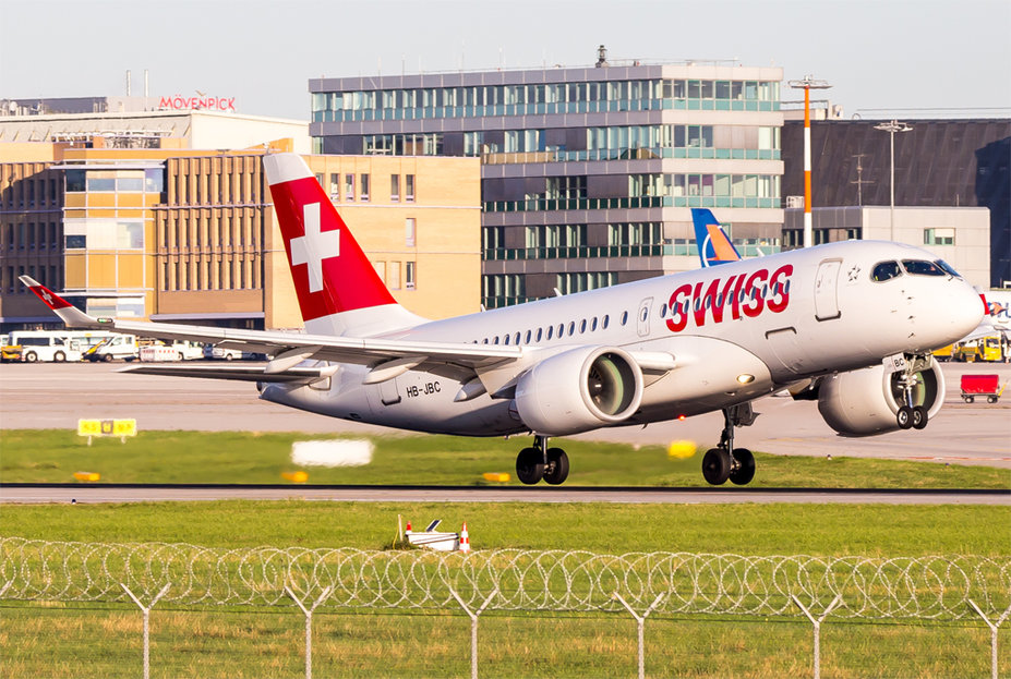 IMG_4751-2.jpg (710.72 KiB) 1190 mal betrachtet Swiss / HB- JBC / Bombardier CSeries CS100