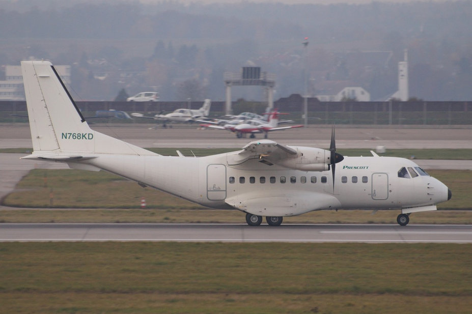 DSC01626.jpg (504 KiB) 2493 mal betrachtet N768KD CN235-300 Prescott Air