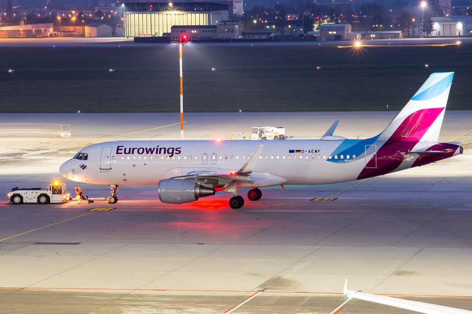 IMG_5991-2.jpg (527.79 KiB) 2000 mal betrachtet Eurowings / D-AEWF / Airbus A320-214