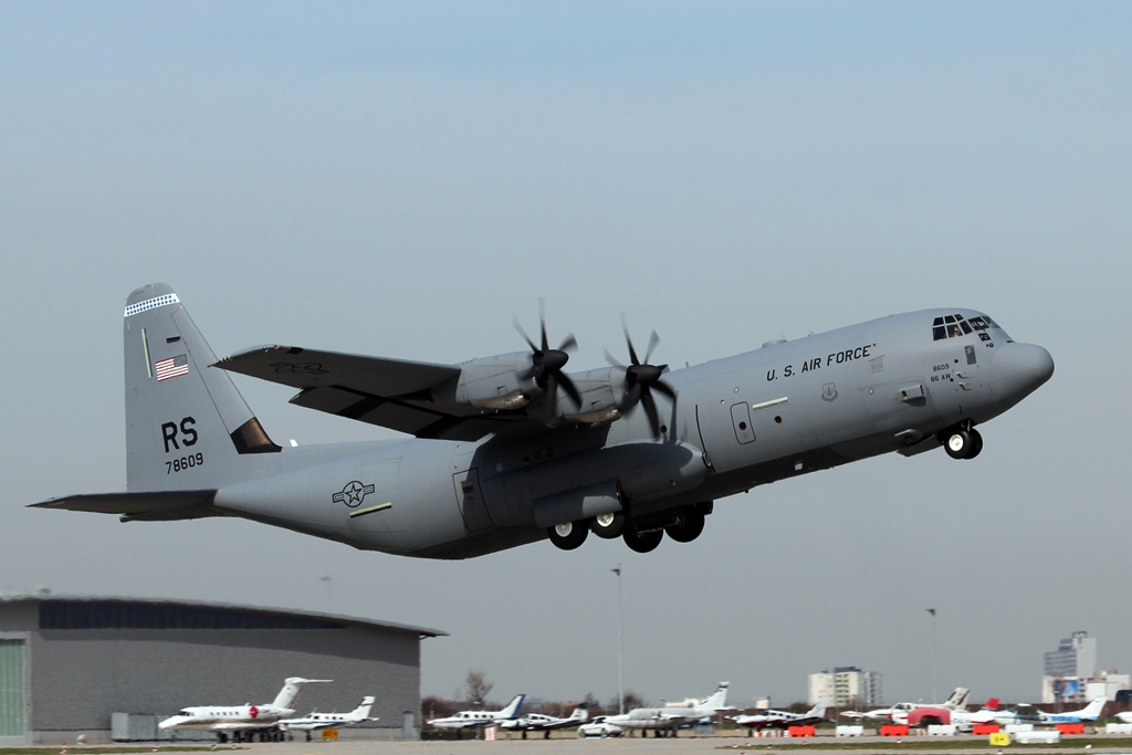 07-8609  Lockheed C-130J-30 Hercules  US Air Force (USAF).JPG