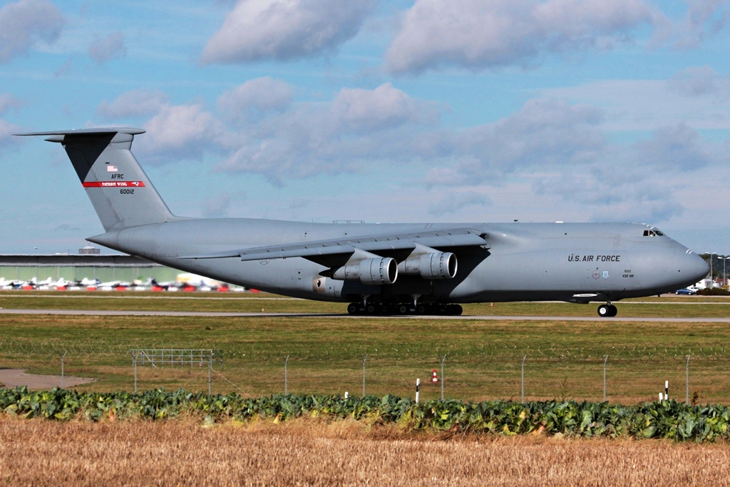 86-0012 C-5B Galaxy US Air Force.JPG