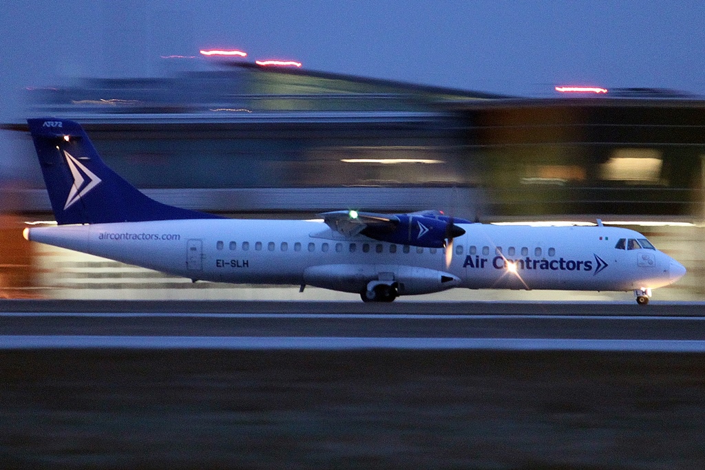 Air Contractors Aerospatiale ATR-72 EI-SLH