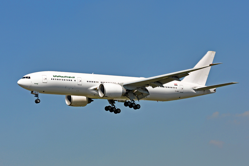 YI-AQZ, 777-29M(LR), Iraqi Airways<br />Dieses farbenfrohe Modell war heute das erste Mal da.