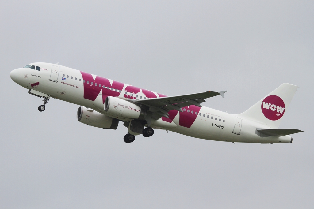LZ-MDD  WOW Air Stuttgart   26.05.2013  0 (521).JPG