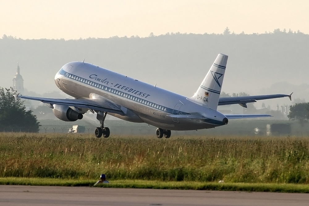 D-AICA.jpg