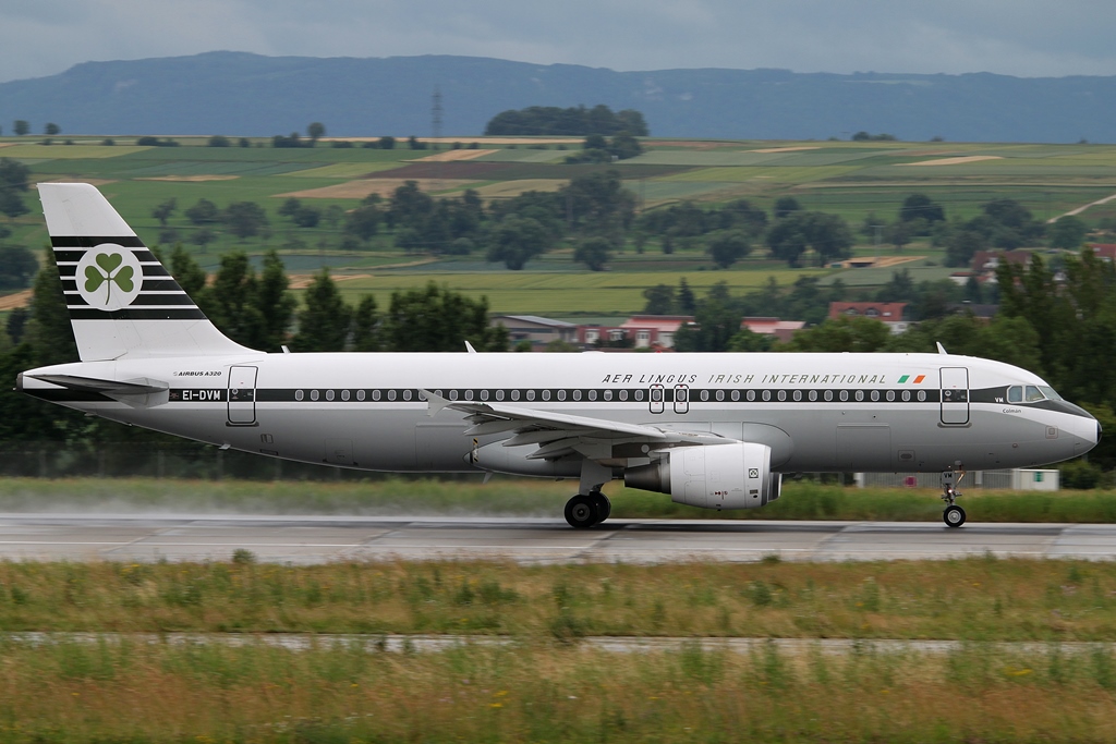 Aer Lingus Airbus A320-214 EI-DVM