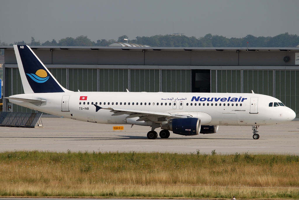 Nouvelair Airbus A320-214 TS-INB