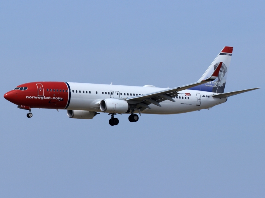 LN-DYV Norwegian Air Shuttle Boeing 737-8JP(WL)