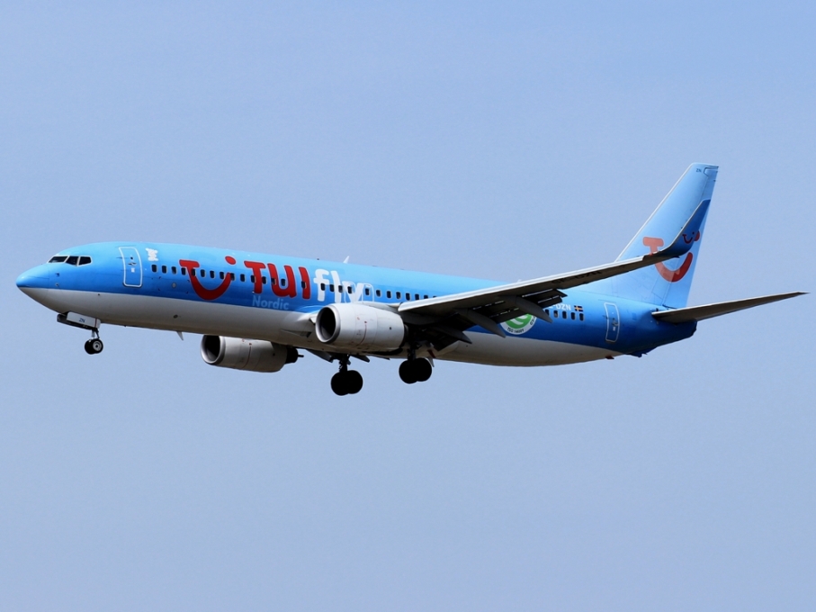 TUIfly Nordic Boeing 737-804. SE-DZN
