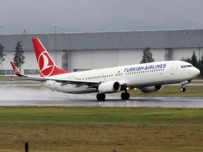 Boeing 737-900